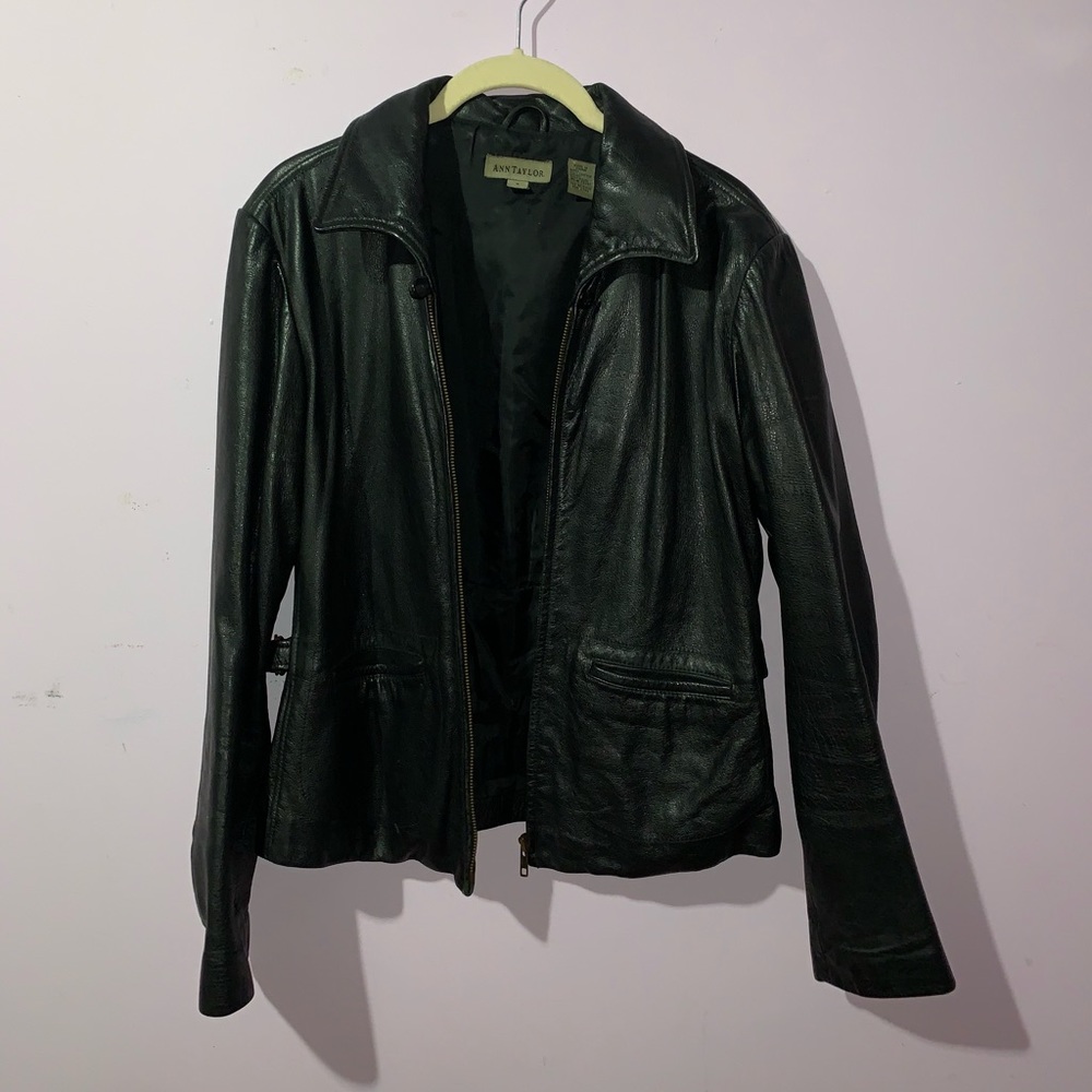 Gorgeous Ann Taylor 100% Leather Jacket
